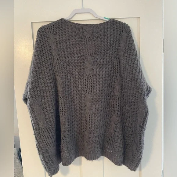 Urban Outfitters x UNIF chunky cable knit sweater - Picture 7 of 9